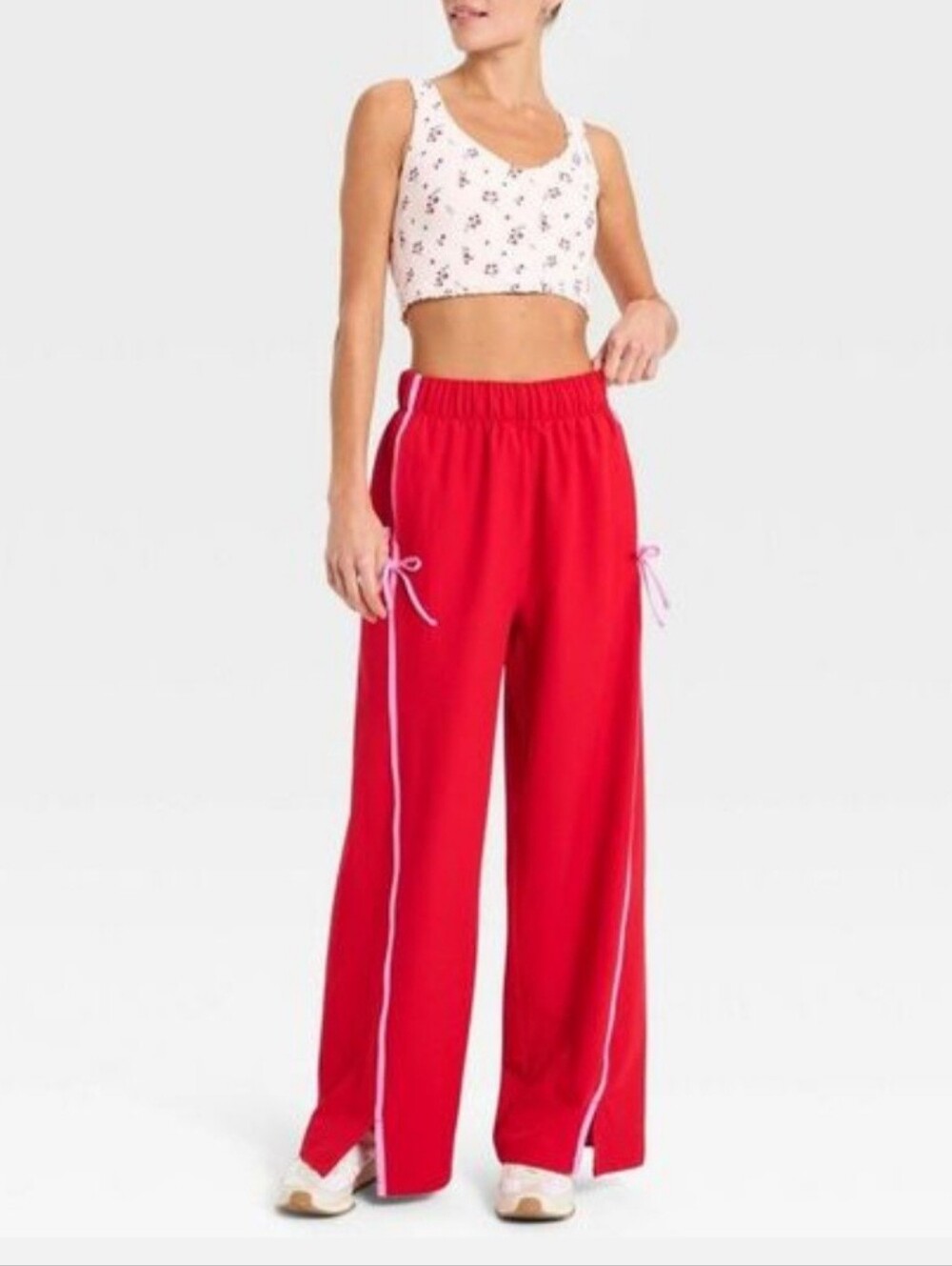 All In Motion Women High Rise Bow Track Pants Size Medium New Without Tag!